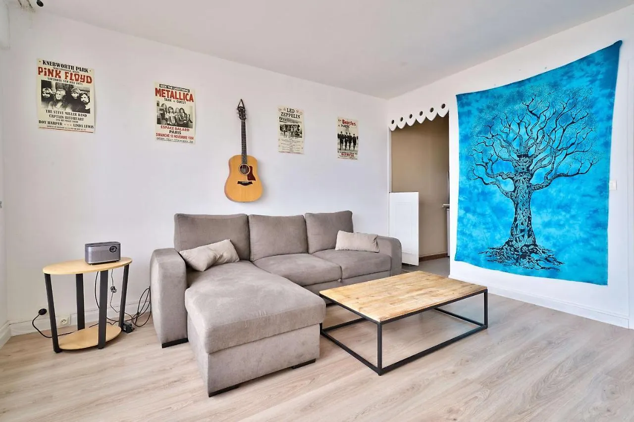 Modern Studio Apartment - 13Th Paris France
